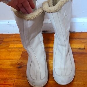 Timberland White Cream Winter Rain Boots (USED)